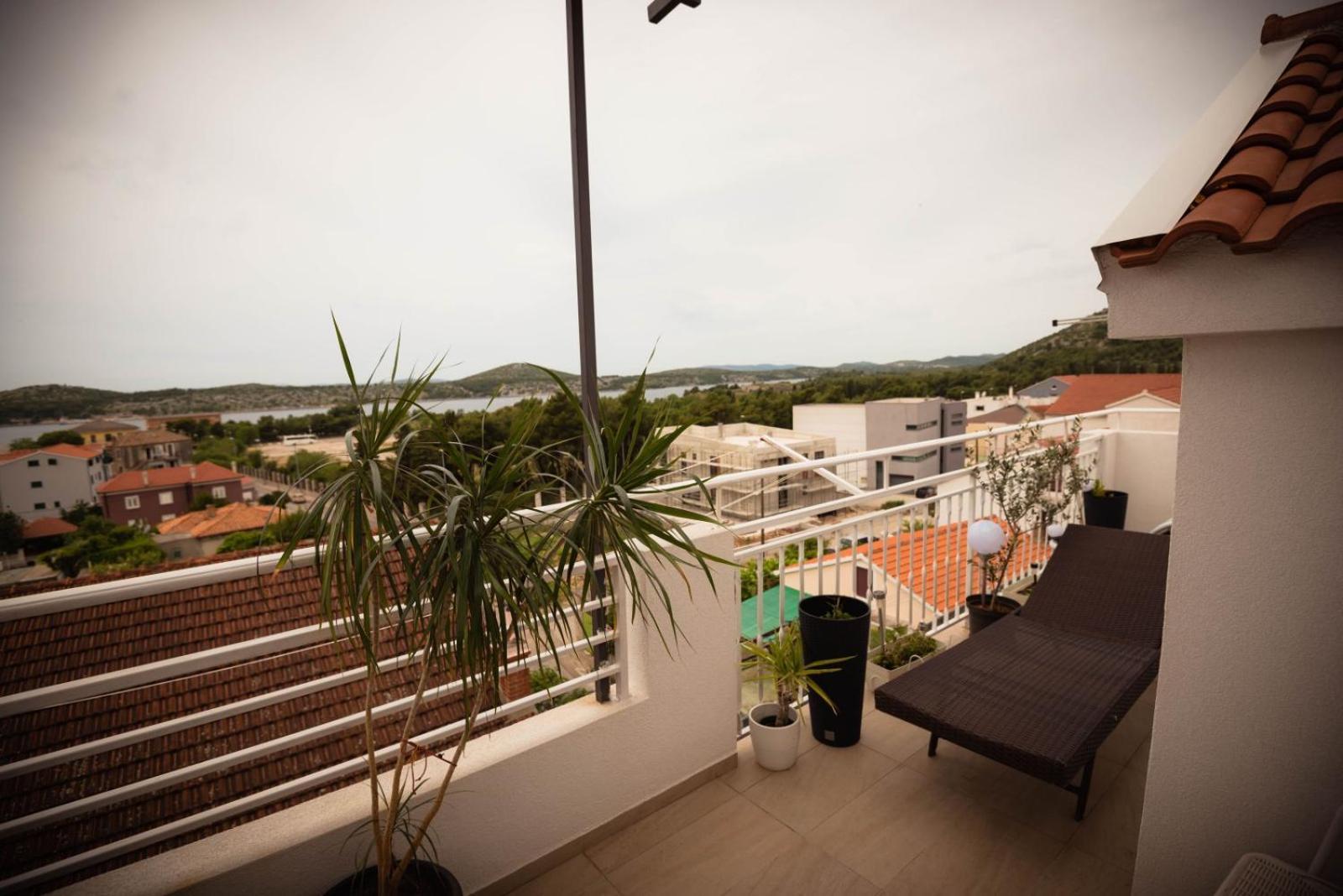 Apartments Marcus & Pascal Sibenik Ngoại thất bức ảnh